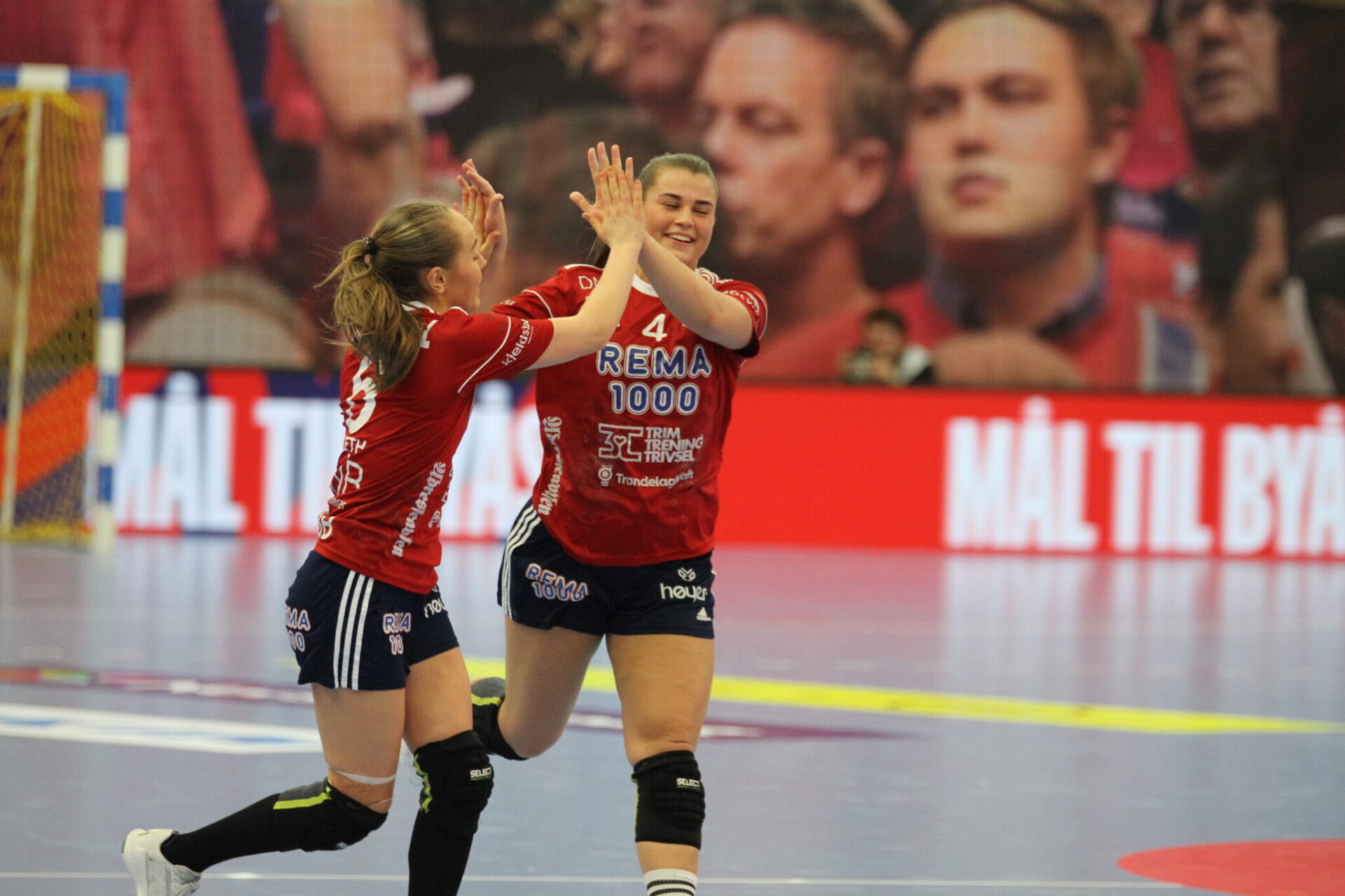 Vipers Til Finalen, Men Byåsen Imponerte – Norsk Topphåndball